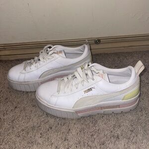 Puma Mayze Platform Sneakers women’s size 9